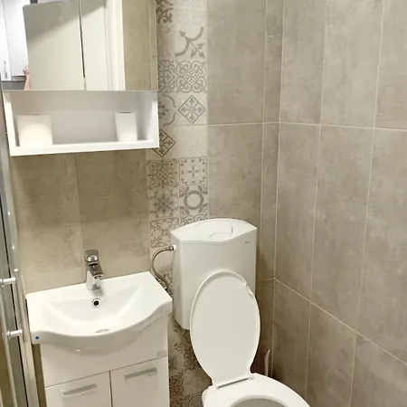 Bulevar Apartment *